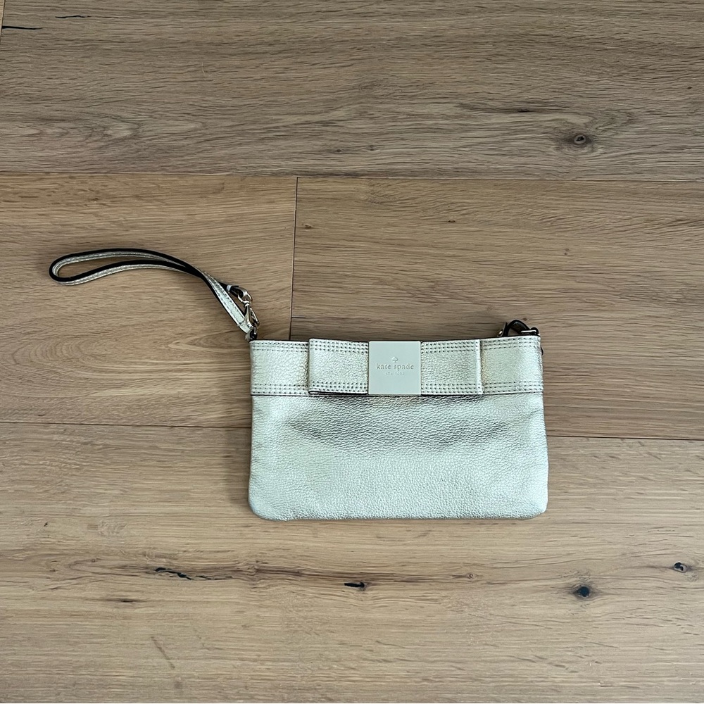 Kate Spade leather bow wristlet, w/ strap, 7.75” x 4.75”